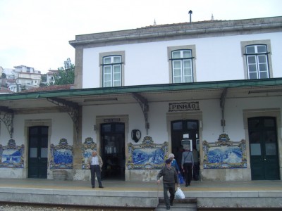 Gare de Pinhao décorée d’azulejos